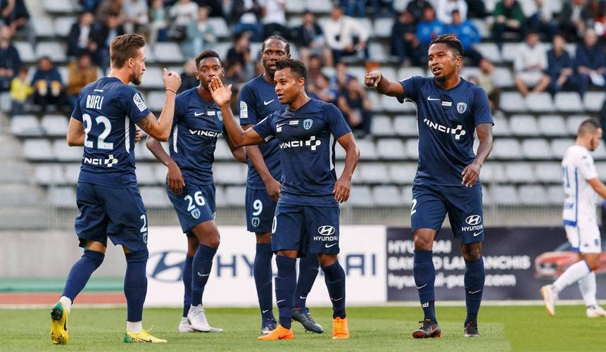 法甲焦点战:巴黎 FC 主场卡位谋攀升,南特客场保级寻生机?